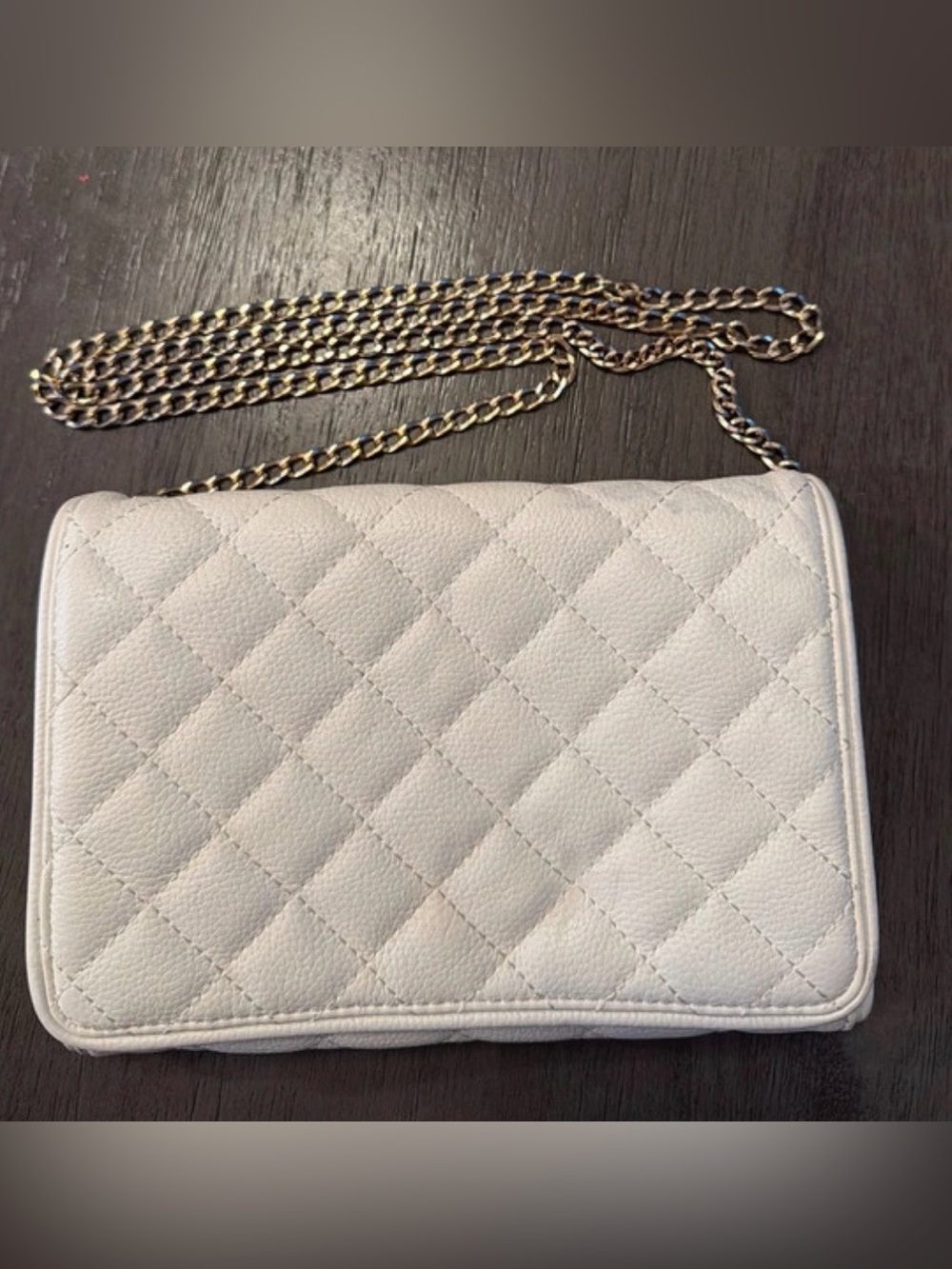 Classic Quilted White Chain Strap Crossbody